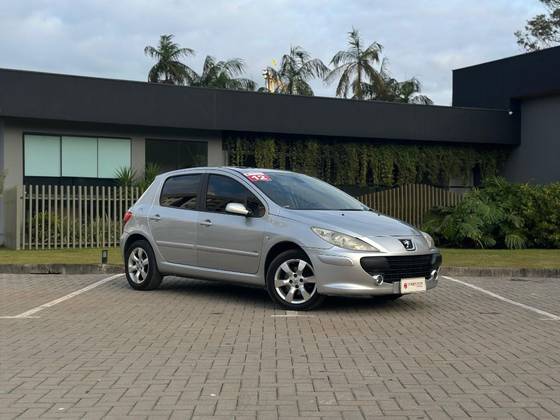 PEUGEOT 307 2.0 FELINE 16V FLEX 4P AUTOMÁTICO PEUGEOT 307 2.0 FELINE 16V FLEX 4P AUTOMÁTICO